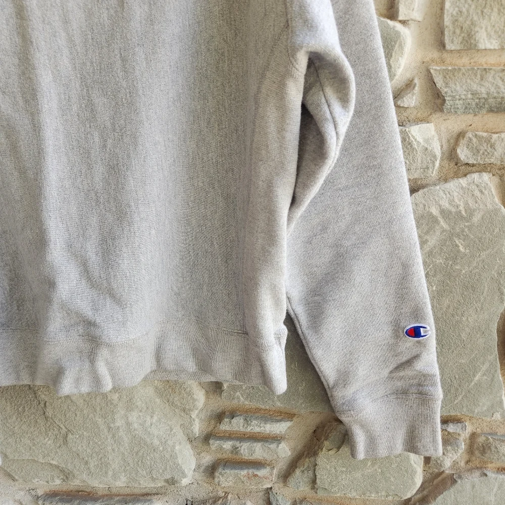 Champion Sweatshirt - Picture 5 of 6